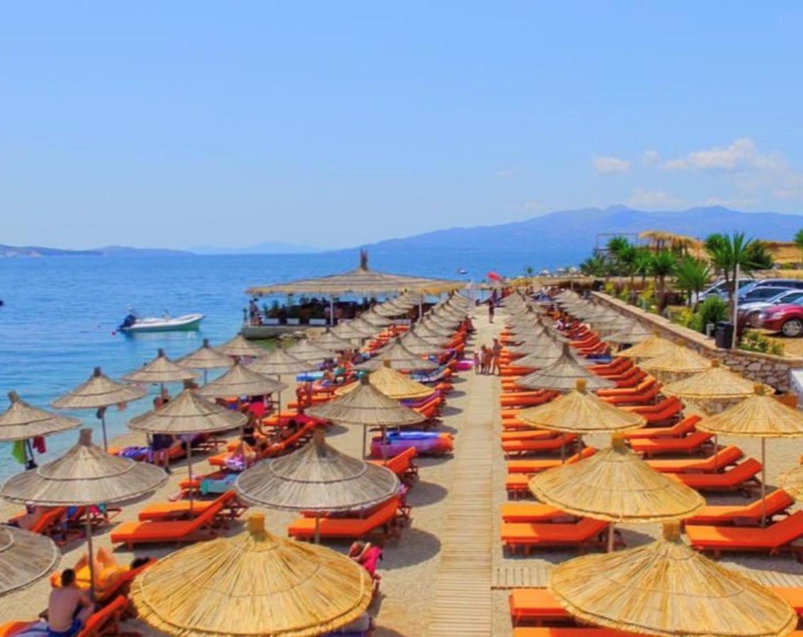 Luxury King And Queen Apartment For Royal Holiday Sarande Ngoại thất bức ảnh